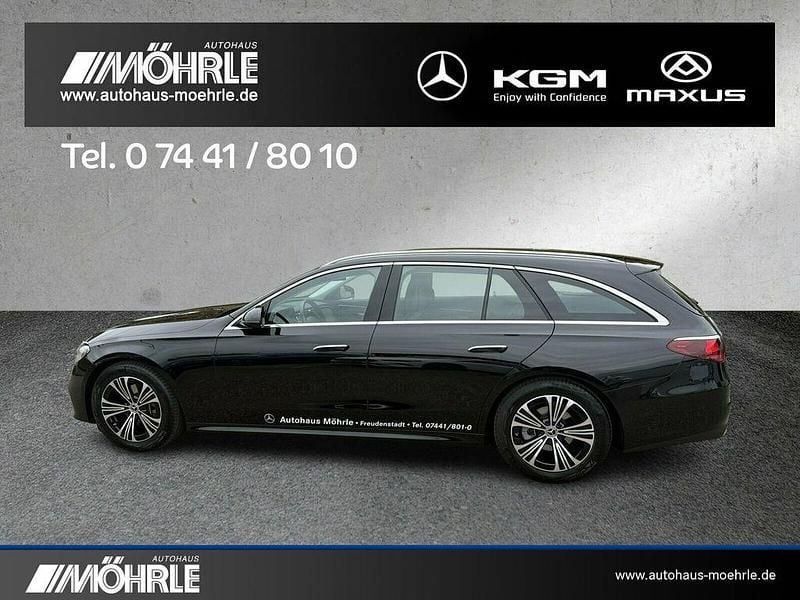 Gebraucht Mercedes E220 Avantgarde 197 PS (144 kW) 2024 Schwarz Kombi