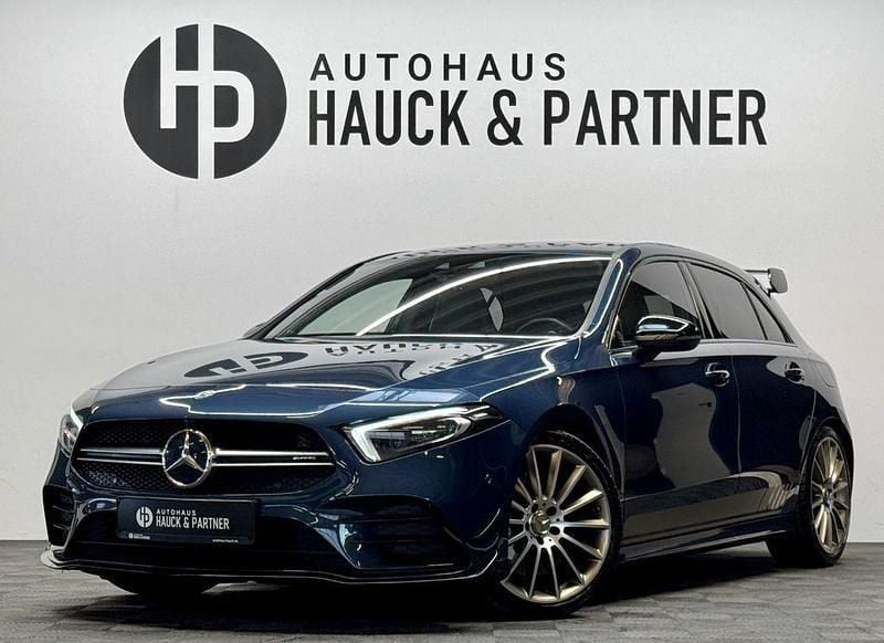 Blau Gebraucht 2019 Mercedes A35 AMG AMG Limousine | 34.990 € (Teuer) - Bild 1/4