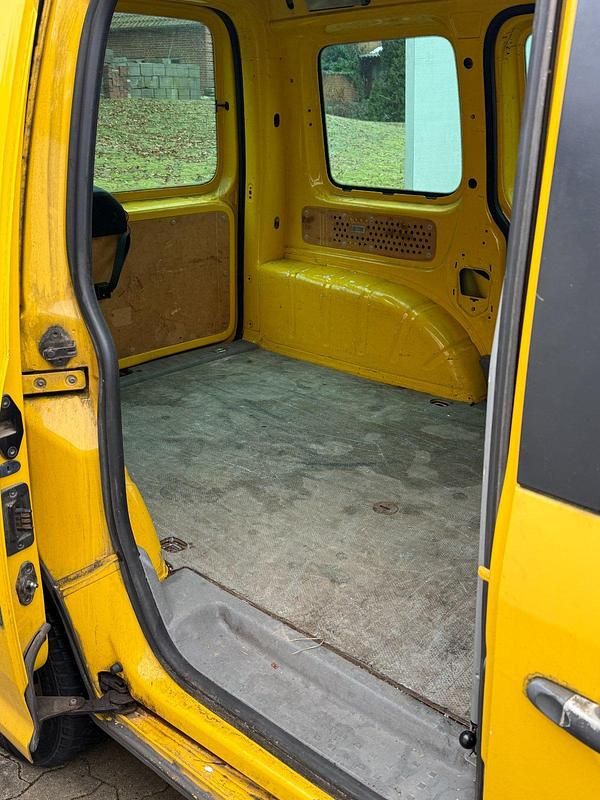Gebraucht VW Caddy 69 PS (50 kW) 2004 Gelb Van / Kleinbus