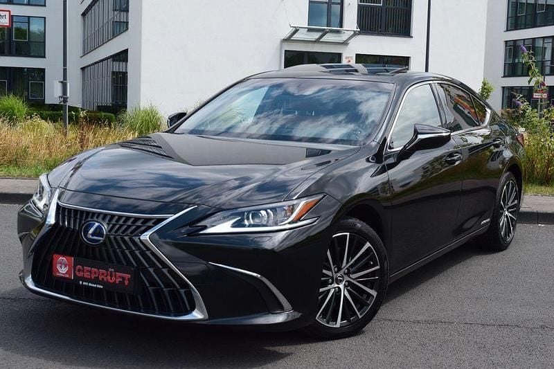 Graphite black Gebraucht 2022 Lexus ES300 Limousine | 29.999 € (Superpreis) - Bild 1/4