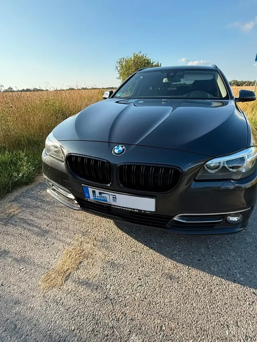 Gebraucht BMW 530 Luxury Line 258 PS (189 kW) 2014 Schwarz Kombi