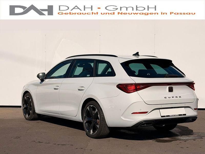 Gebraucht Cupra Leon 150 PS (110 kW) 2023 Weiß Limousine