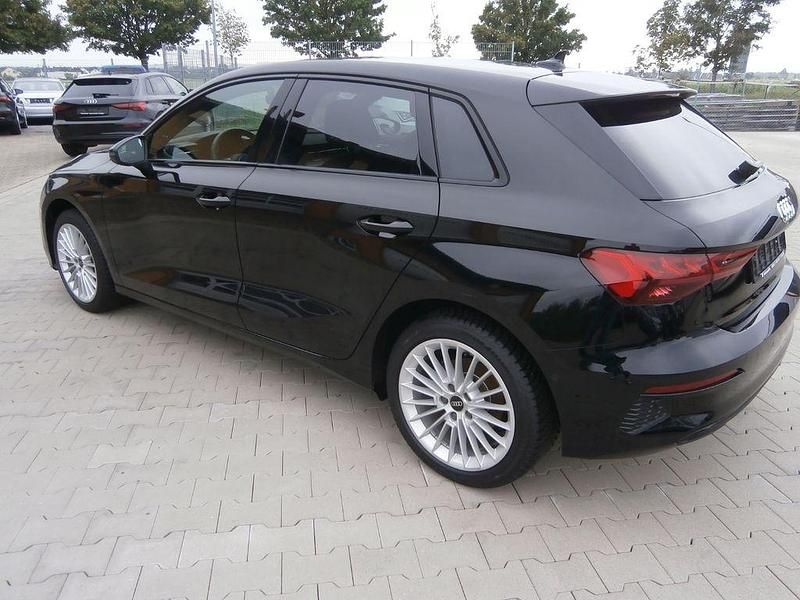 Gebraucht Audi A3 Sportback Advanced 150 PS (110 kW) 2023 Schwarz Kleinwagen