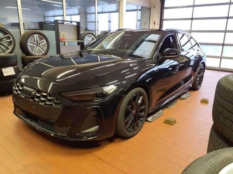 Gebraucht Audi A5 Ambiente 204 PS (150 kW) 2025 Mythosschwarz metallic Kombi