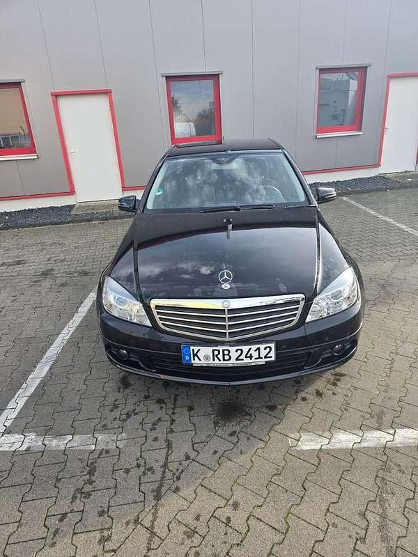 Gebraucht Mercedes C220 170 PS (125 kW) 2009 Limousine