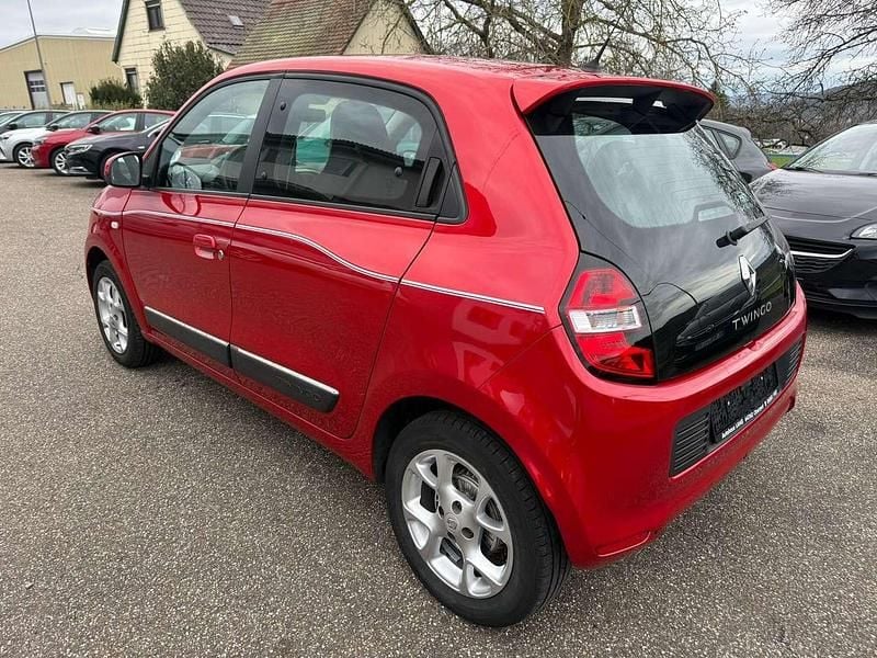 Gebraucht Renault Twingo Intens 90 PS (66 kW) 2016 Feuerrot Kleinwagen