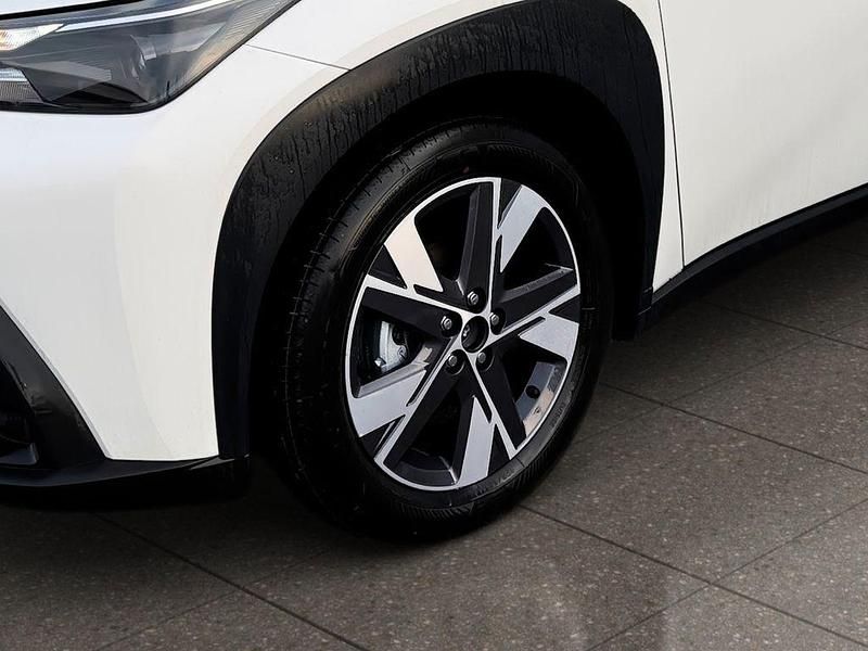 Neu Toyota Aygo X Active 117 PS (86 kW) 2026 Weiß SUV