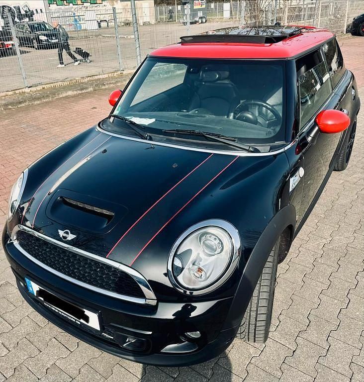 Gebraucht Mini John Cooper Works 211 PS (155 kW) 2010 Schwarz Kleinwagen