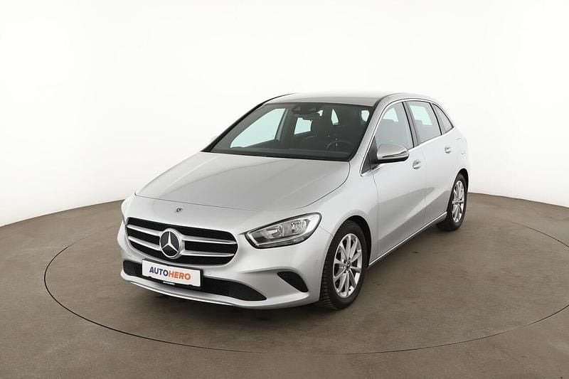 Używany Mercedes B180 Progressive 136 KM (100 kW) 2021 Minivan