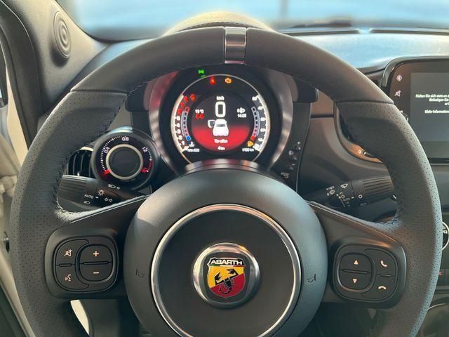 Gebraucht Abarth 595 165 PS (121 kW) 2023 Weiss Kleinwagen