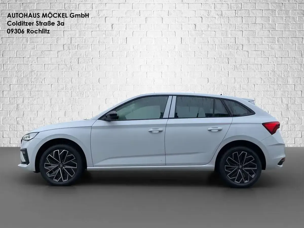 Neu Skoda Scala 150 PS (110 kW) 2025 Weiß Kleinwagen