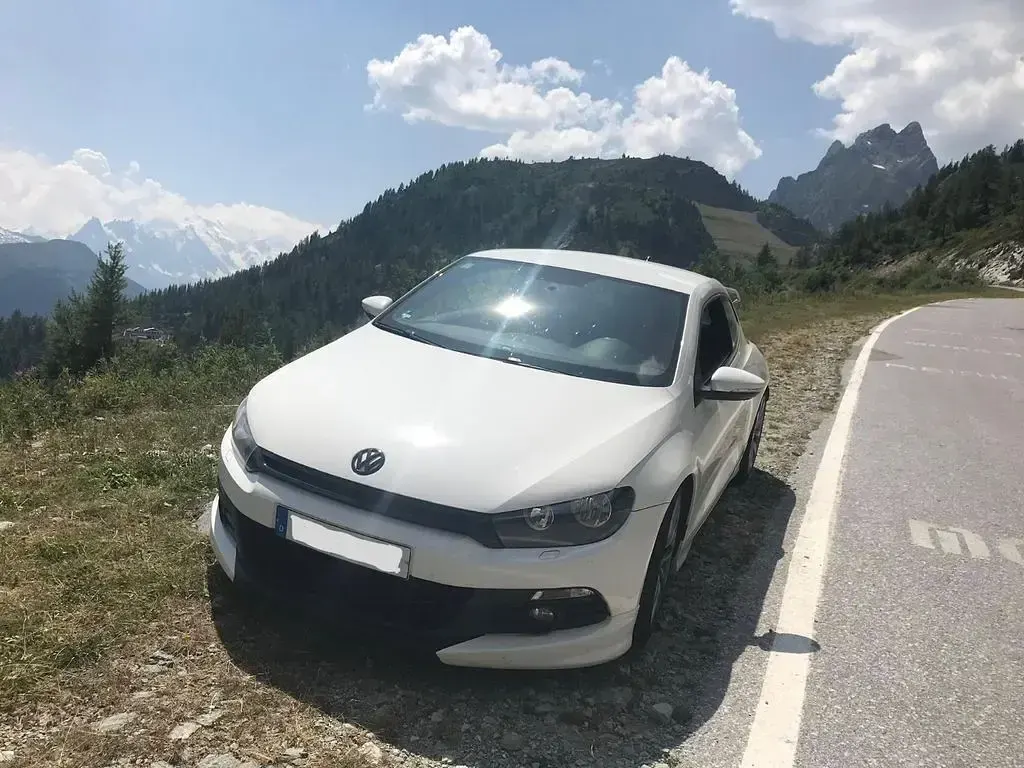 Gebraucht VW Scirocco 200 PS (147 kW) 2009 Weiß Coupé