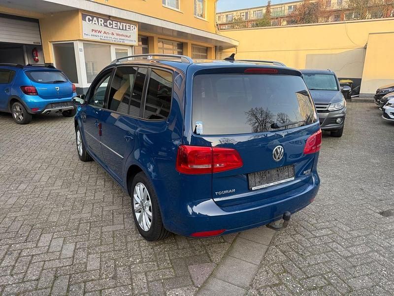 Gebraucht VW Touran Highline 140 PS (102 kW) 2012 Blau Van / Kleinbus
