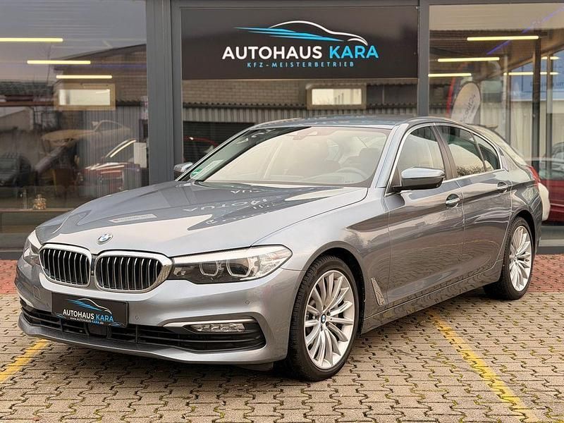 Gebraucht BMW 530 Performance 265 PS (194 kW) 2017 Blau Limousine