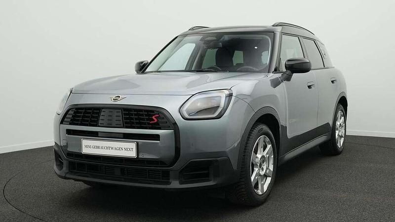 Grün Gebraucht 2024 Mini Countryman Classic SUV | 36.420 € - Bild 1/4