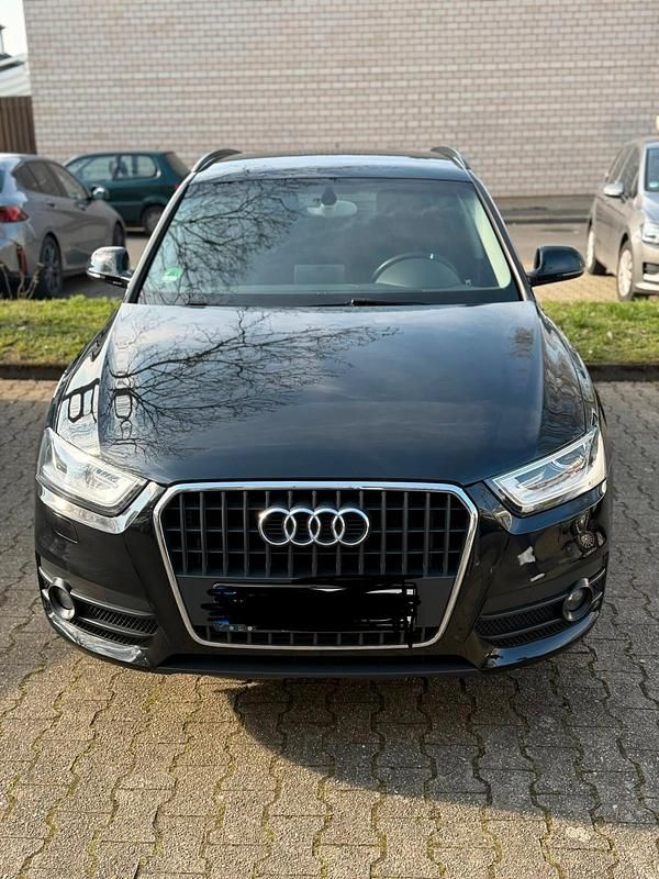 Gebraucht Audi Q3 140 PS (102 kW) 2013 Schwarz SUV