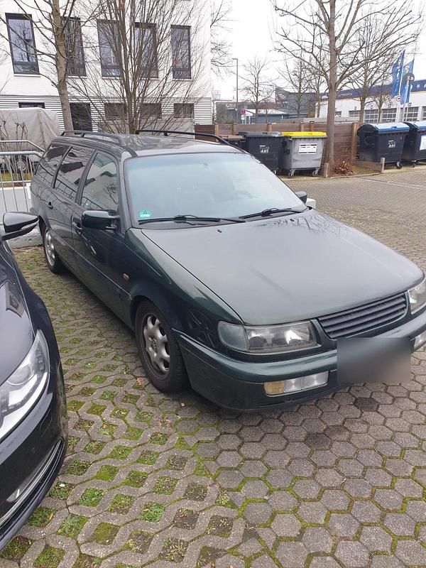 Gebraucht VW Passat 150 PS (110 kW) 1996 Grün Kombi