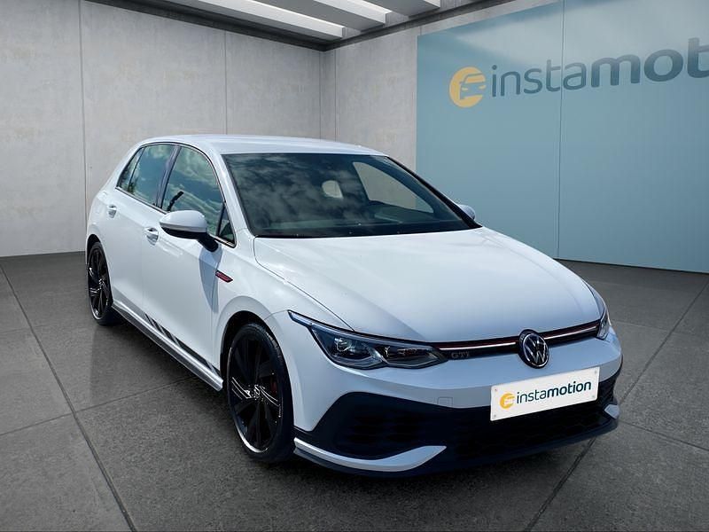 Gebraucht VW Golf VIII GTI 300 PS (220 kW) 2023 Weiß Kleinwagen