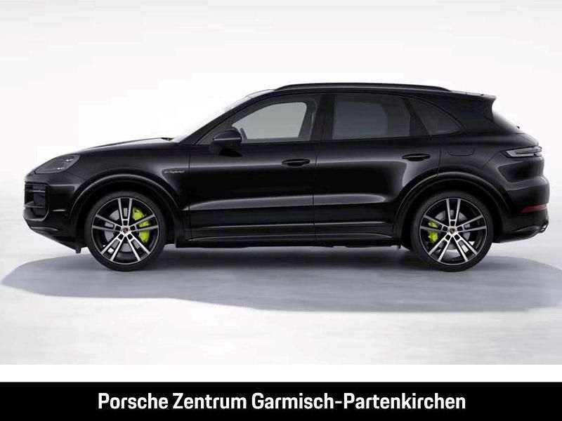 Gebraucht Porsche Cayenne 470 PS (345 kW) 2024 Schwarz SUV