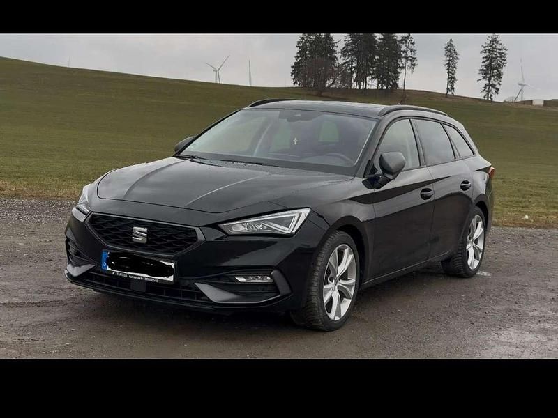 Schwarz Gebraucht 2022 Seat Leon FR Kombi | 24.000 € (Fairer Preis) - Bild 1/4