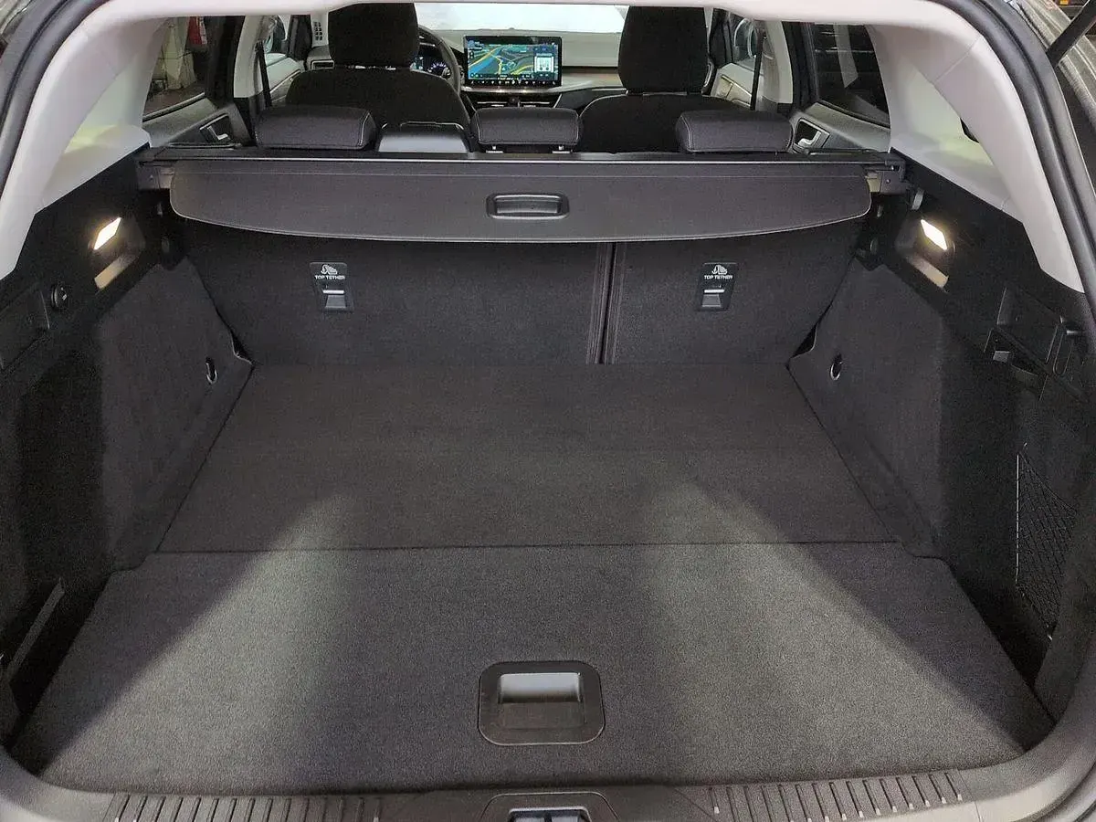 Gebraucht Ford Focus Titanium 125 PS (91 kW) 2025 Grau Kombi