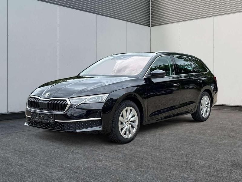 Schwarz Gebraucht 2024 Skoda Octavia Selection Kombi | 30.480 € (Guter Preis) - Bild 1/4
