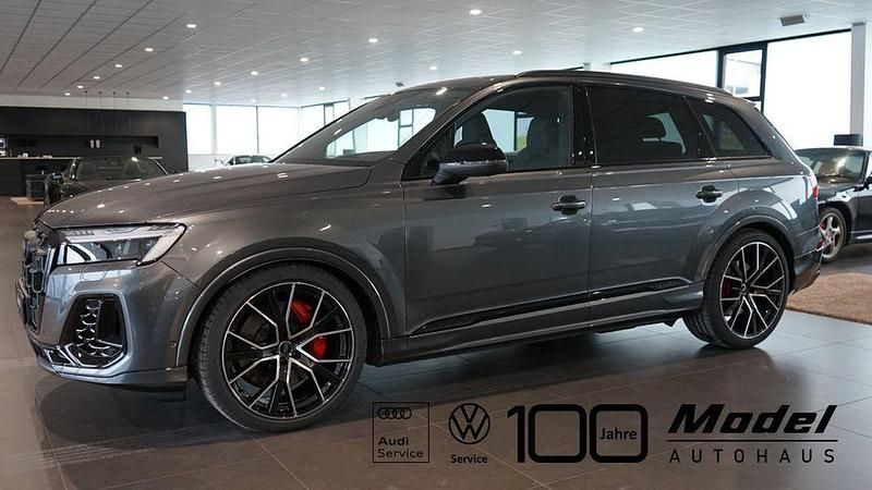 Grau Gebraucht 2024 Audi SQ7 Sport SUV | 99.900 € (Etwas zu teuer) - Bild 1/4