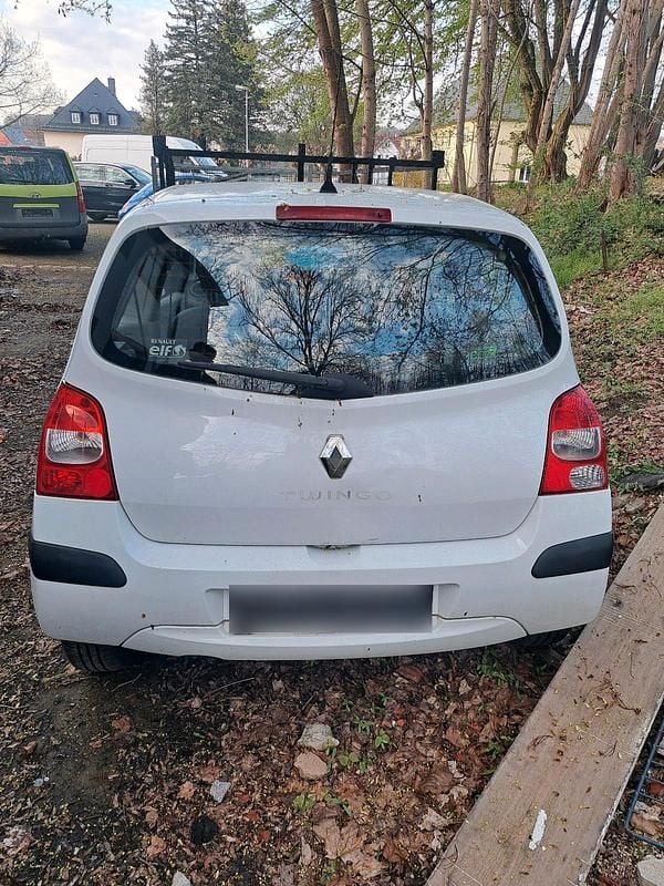 Second-hand Renault Twingo 58 CP (42 kW) 2009 Alb Hatchback