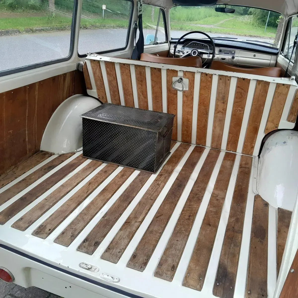 Używany Volvo Duett 82 KM (60 kW) 1966 Biały Kombi