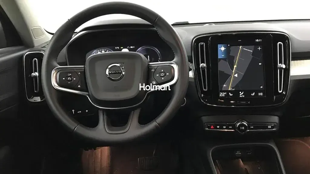 Gebraucht Volvo XC40 R-Design 179 PS (131 kW) 2021 Weiß SUV
