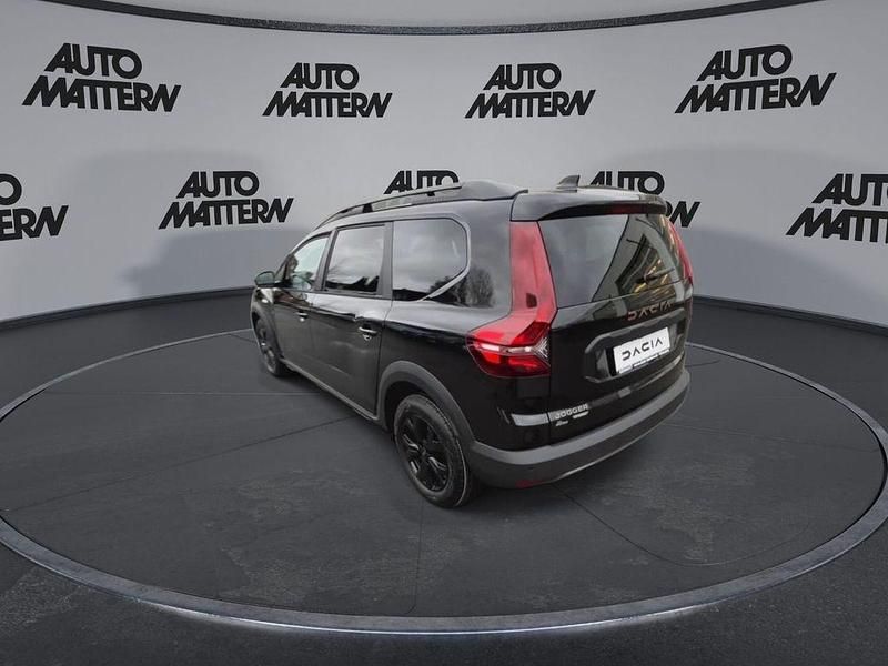 Neu Dacia Jogger Extreme 94 PS (69 kW) 2025 Schwarz Van / Kleinbus