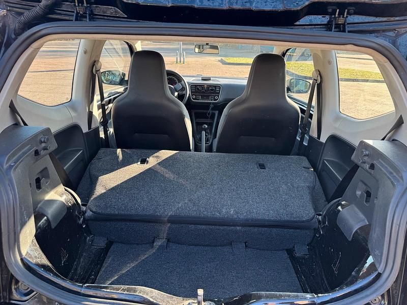 Gebraucht VW up! move up! 60 PS (44 kW) 2011 Schwarz Kleinwagen