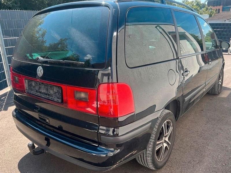 Gebraucht VW Sharan 204 PS (150 kW) 2003 Schwarz Van / Kleinbus