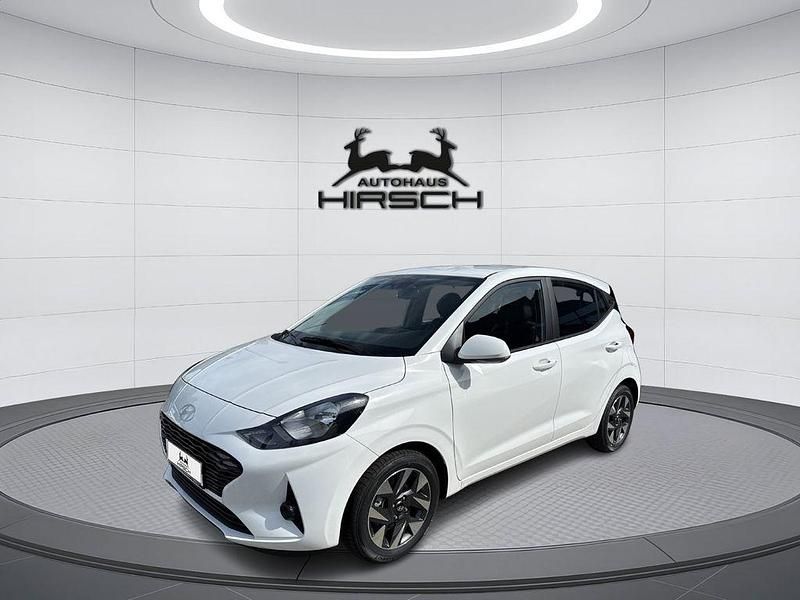 Weiß Neu 2025 Hyundai i10 Trend Kleinwagen | 17.490 € (Fairer Preis) - Bild 1/4