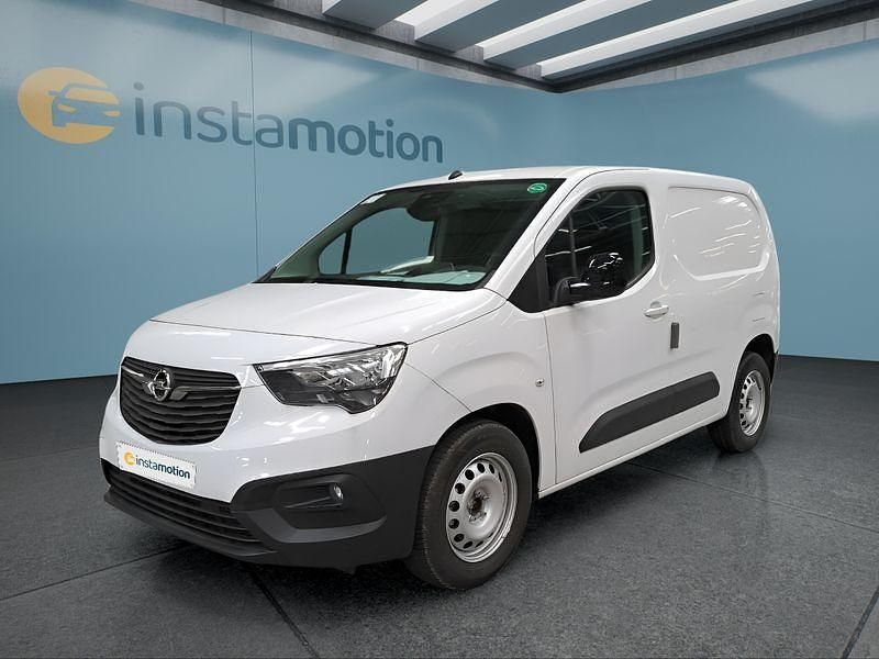 Weiß Gebraucht 2024 Opel Combo-e Life Limousine | 22.999 € (Guter Preis) - Bild 1/4