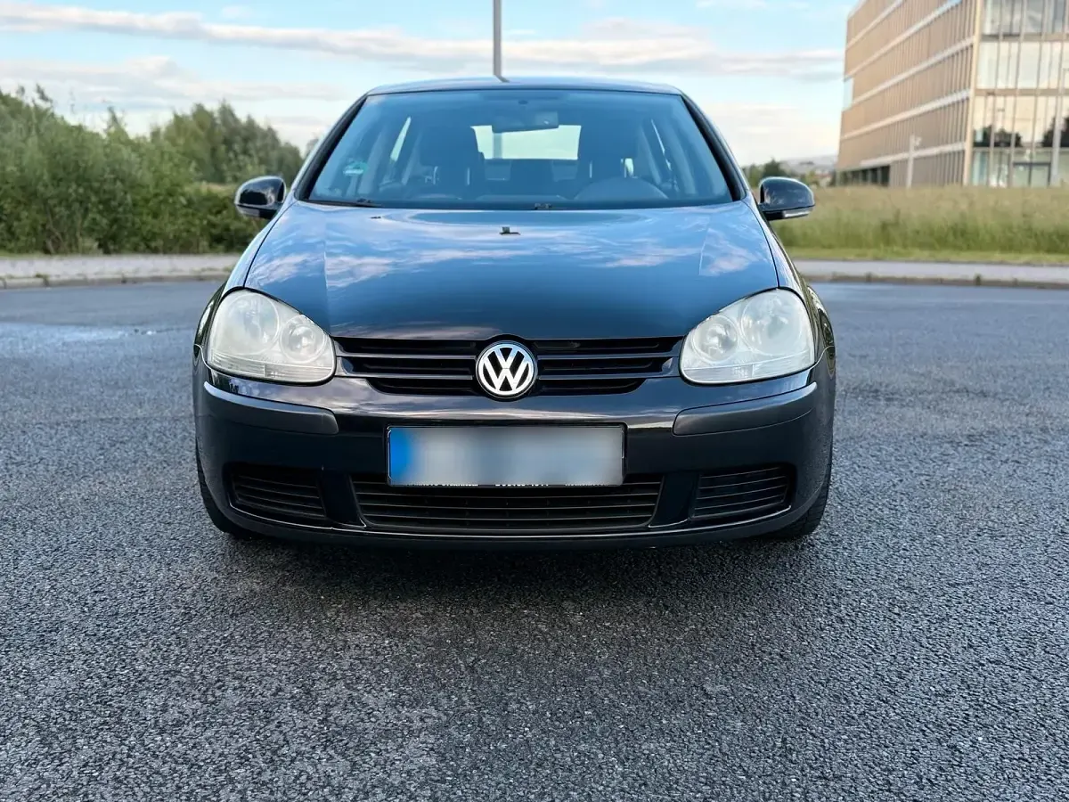 Gebraucht VW Golf IV 102 PS (75 kW) 2004 Schwarz Limousine