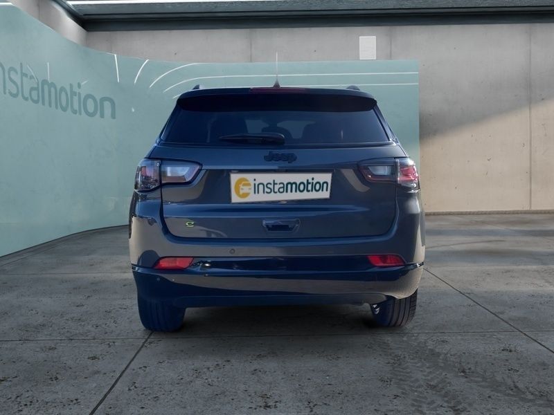 Gebraucht Jeep Compass 131 PS (96 kW) 2023 Grün SUV