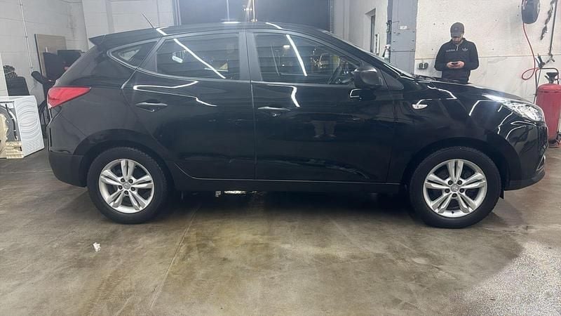 Gebraucht Hyundai ix35 135 PS (99 kW) 2012 Schwarz SUV