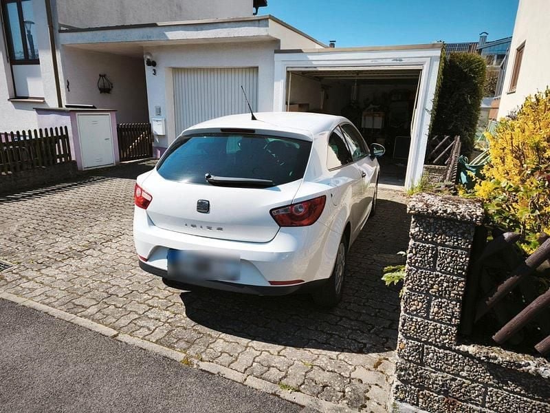 Gebraucht Seat Ibiza SC Style 69 PS (50 kW) 2010 Weiß Kleinwagen