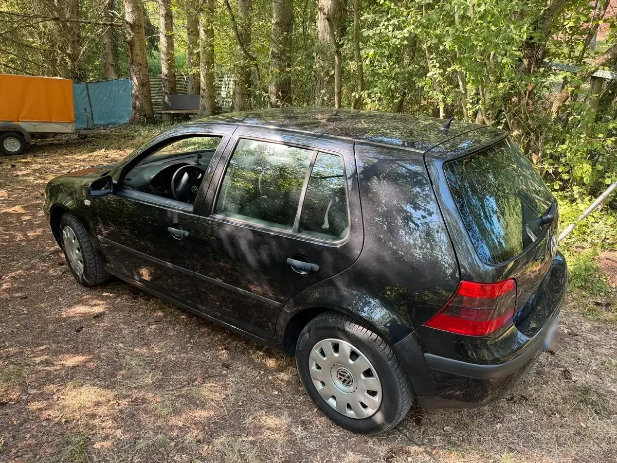 Gebraucht VW Golf IV 110 PS (80 kW) 2003 Schwarz Kleinwagen