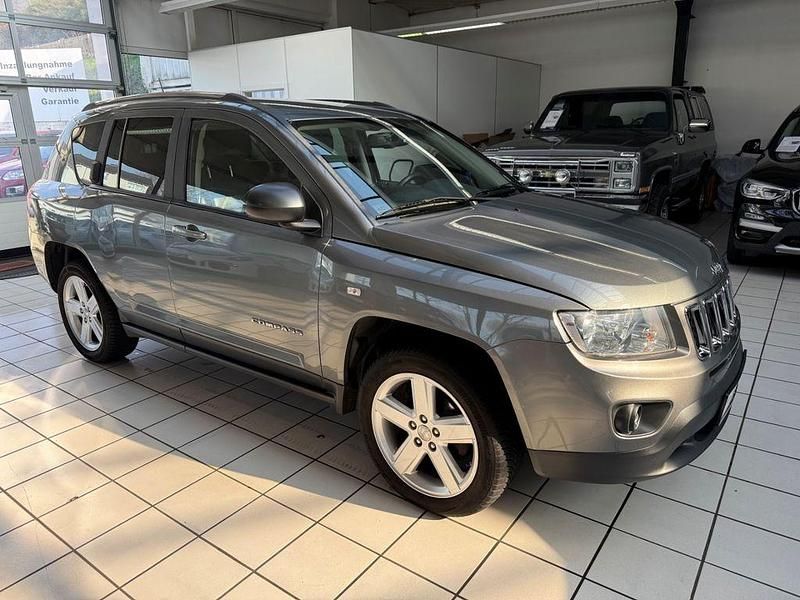 Gebraucht Jeep Compass Limited 136 PS (100 kW) 2013 Mineral grey SUV