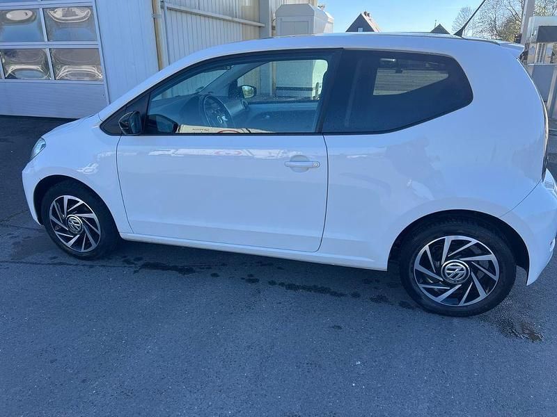 Second-hand VW up! Join 60 CP (44 kW) 2018 Alb Hatchback