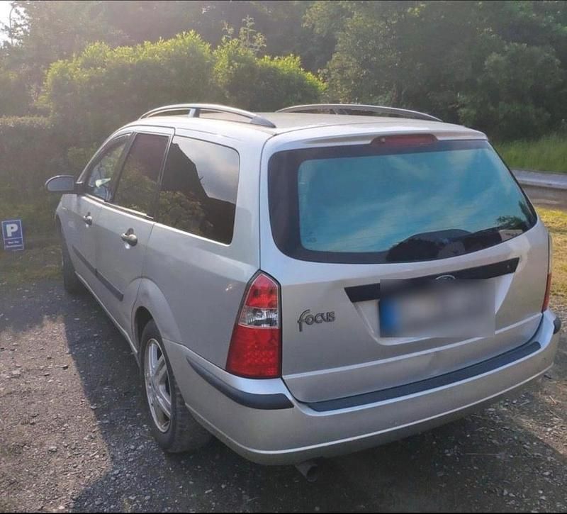 Usata Ford Focus 101 CV (74 kW) 2002 Argento Station wagon