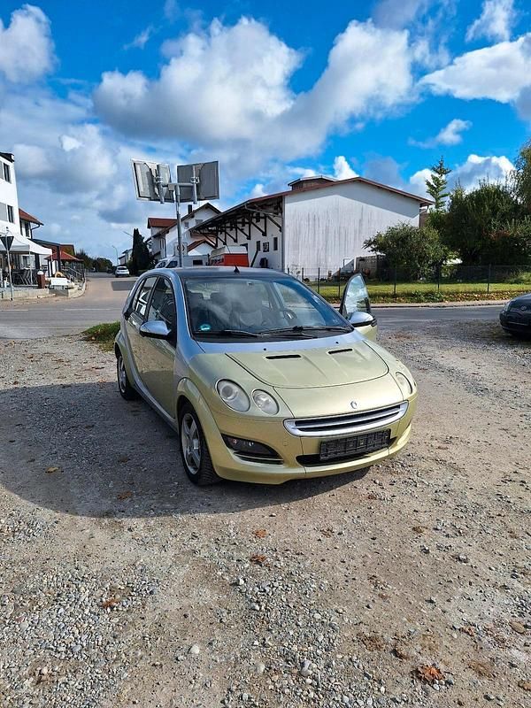 Usado Smart ForFour 90 HP (66 kW) 2004 Amarelo Citadino