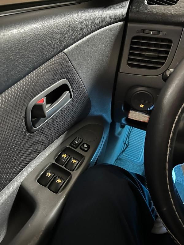 Gebraucht Kia Rio 97 PS (71 kW) 2005 Schwarz Kleinwagen