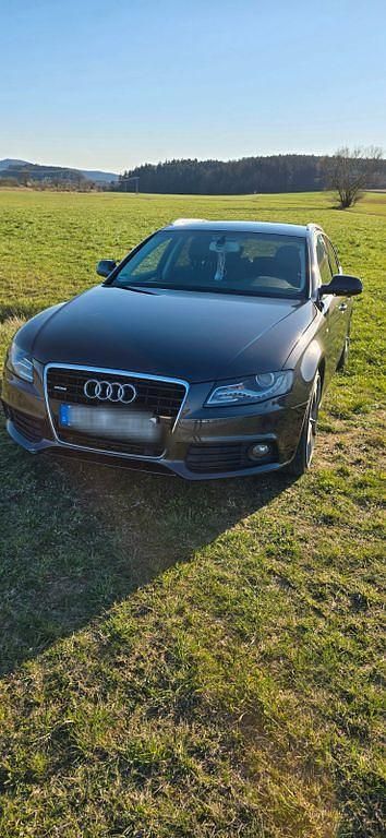 Grau Gebraucht 2009 Audi A4 Allroad Comfort Kombi | 7.800 € (Fairer Preis) - Bild 1/4