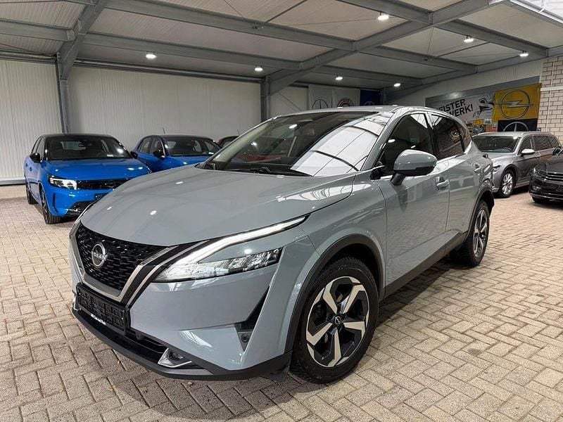 Ceramic grey Gebraucht 2024 Nissan Qashqai 360º SUV | 23.249 € - Bild 1/4