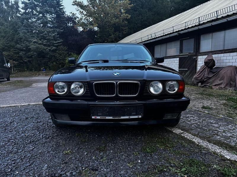 Gebraucht BMW 520 Performance 150 PS (110 kW) 1994 Grün Limousine