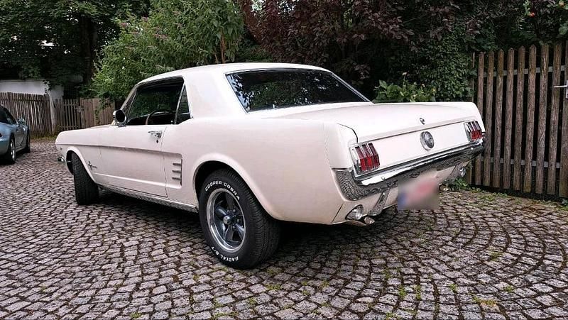 Usata Ford Mustang 200 CV (147 kW) 1966 Bianco Coupé