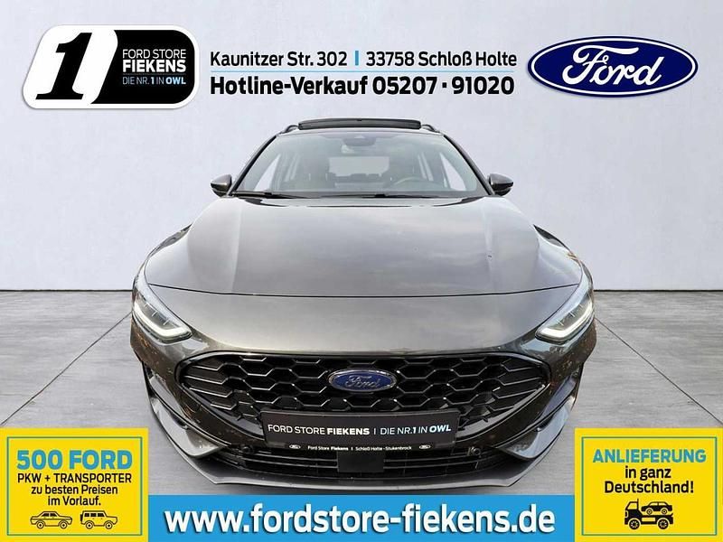 Neu Ford Focus ST-Line X 155 PS (114 kW) 2025 Grau Limousine
